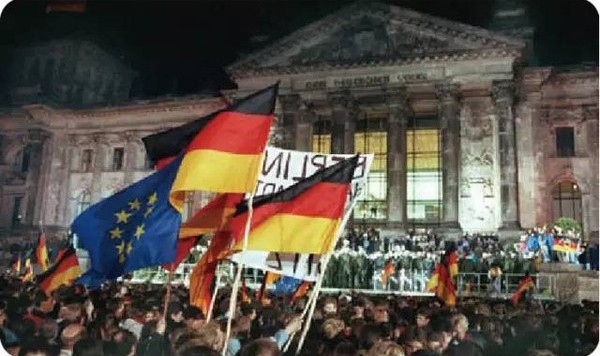  普鲁士明斯特青年军崛起，青春活力冲击联赛格局