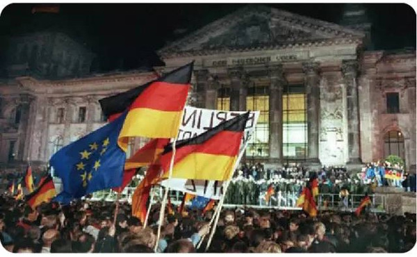  普鲁士明斯特青年军崛起，青春活力冲击联赛格局